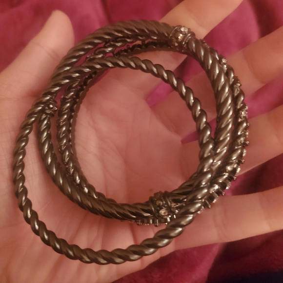 4 stack bangle bracelets - Picture 3 of 3